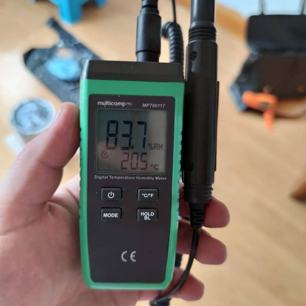Moisture meter