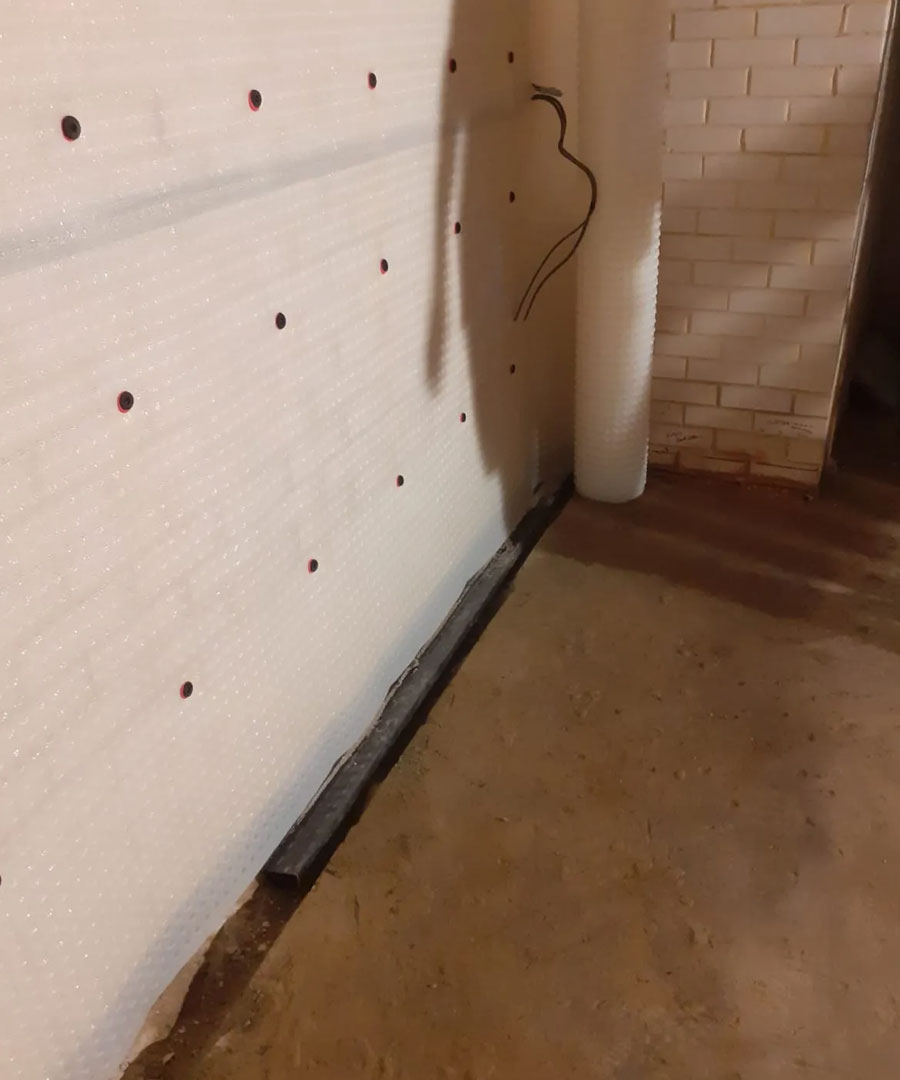 BS 8102 Cavity Drain Membrane Installation